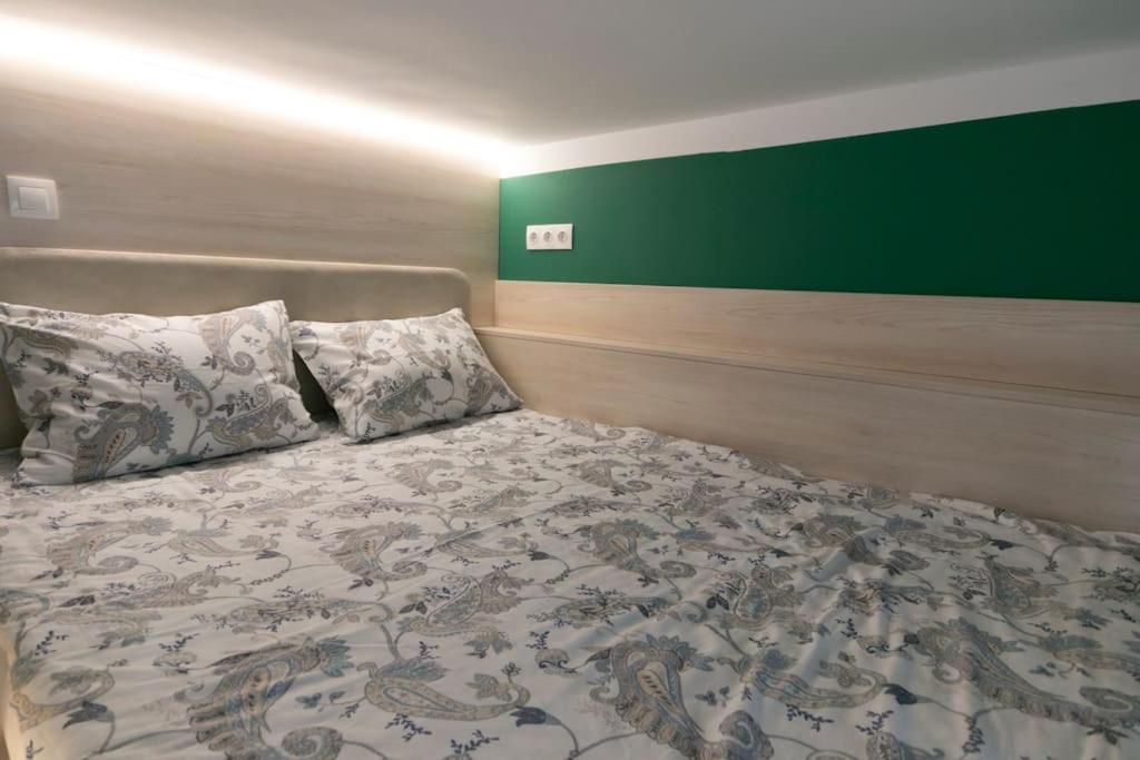 Loft Studio In The City Center Apartment โซเฟีย ภายนอก รูปภาพ